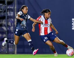 Charlyn Corral encabeza goleada del Pachuca femenil sobre San Luis 