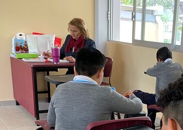 Compiten cinco empresas por licitación de 473 mil uniformes escolares en Hidalgo