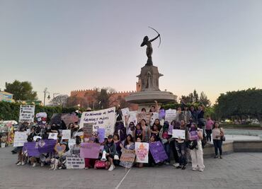 Mujeres marchan en Ixmiquilpan para exigir justicia y alzar la voz en el 8M