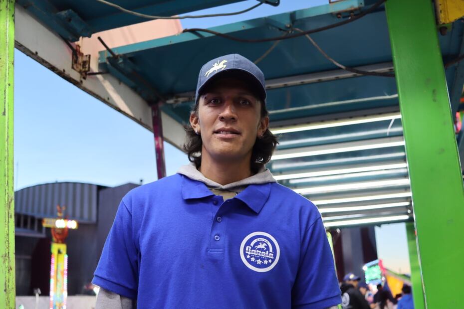 Tras bastidores de la feria de Pachuca, la vida de Bryan da giros en el ‘ratón loco’  | Foto: Josué Ortiz