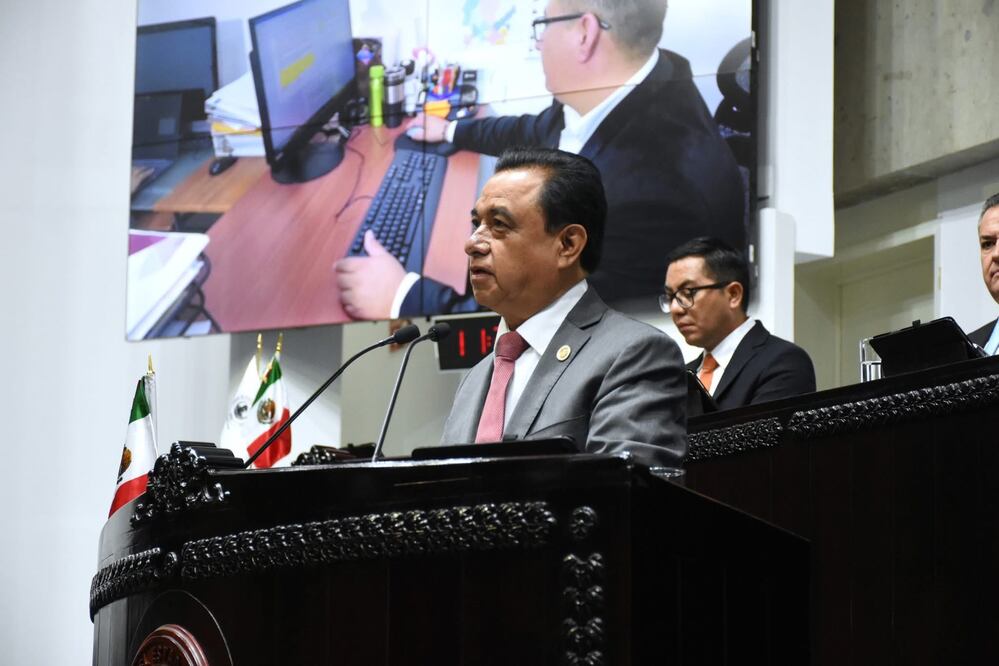 Twitter: Andrés Velázquez Vázquez