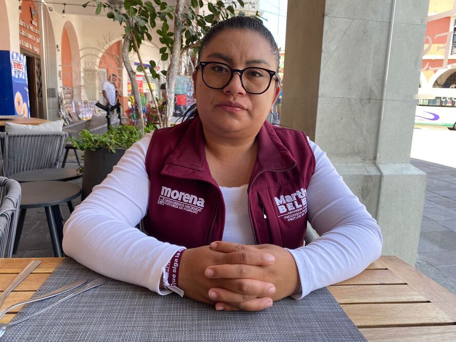 La candidata de Morena, Martha Belem Oliver denunció públicamente la agresión que sufrió uno de sus compañeros brigadistas I Foto:El Universal Hidalgo