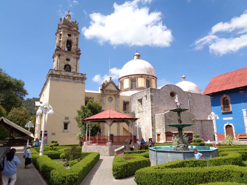 Llueven pétalos en Mineral del Chico: una tradición única en México que florece cada Semana Santa | Foto: Wikimedia Commons