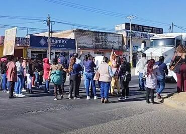 Atiende SEPH inconformidad de padres de familia que bloquearon carretera