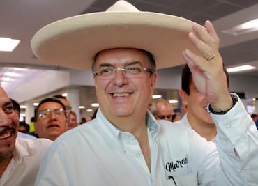 Representantes de Marcelo Ebrard acusan anomalías en proceso interno