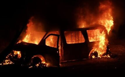 Se incendia camioneta huachicolera en Tlahuelilpan