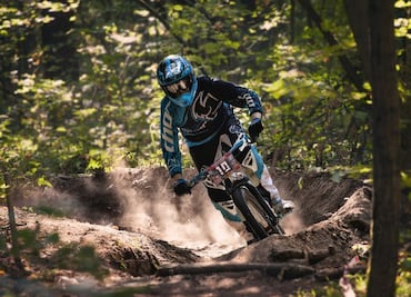 Peña del Zumate se consolida como sede nacional de downhill con competencia ciclista