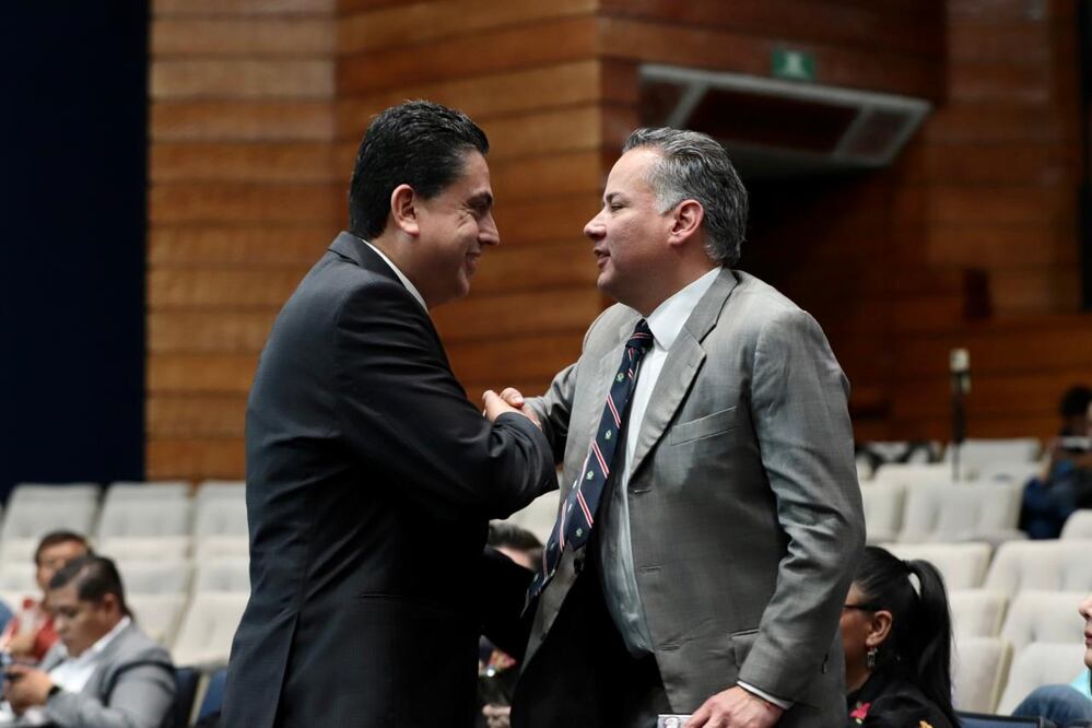 Según los trabajadores de salud afectados, los descuentos suman más de 6 millones de pesos |Foto: Luis Soriano