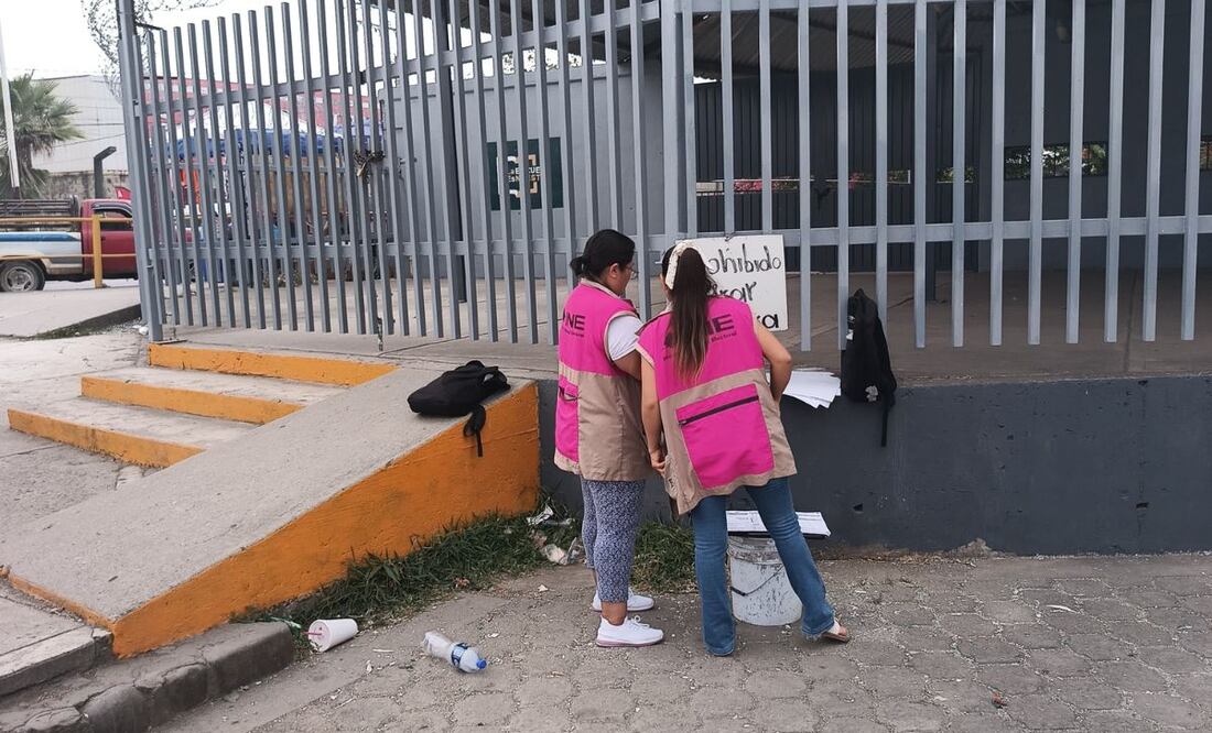 Las mesas directivas de casillas se establecen en lugares concurridos y ya están las mantas indicativas para que la ciudadanía las identifique | Foto: Especial