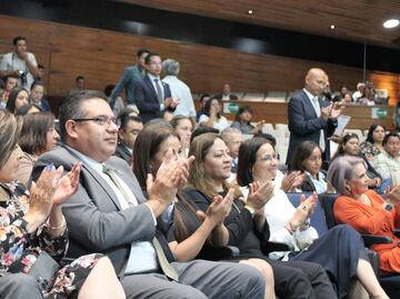 Si no está en el reglamento, diputados no pueden recibir bonos: Jorge Valverde