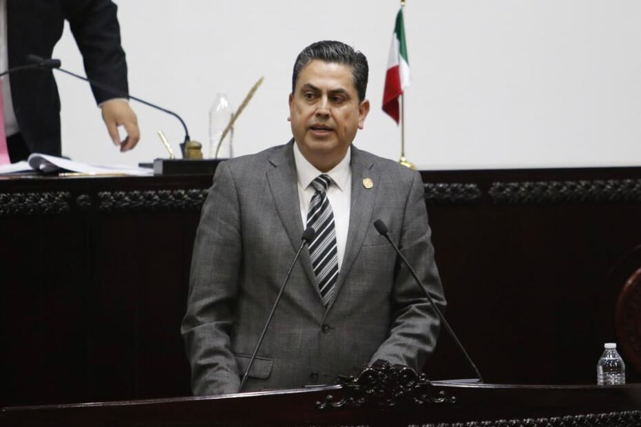 4 inasistencias a sesiones consecutivas lleva el diputado Edgar N | Foto: Luis Soriano