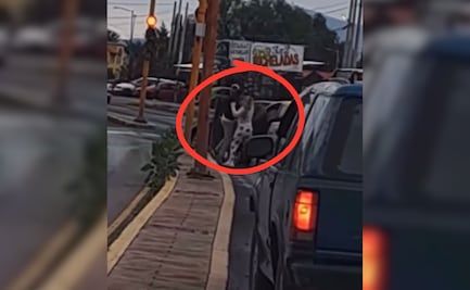 Conductor ataca a taxista con un tubo de metal en Tizayuca