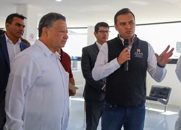 Menchaca Salazar supervisa construcción del Laboratorio de Análisis y Control de Materiales