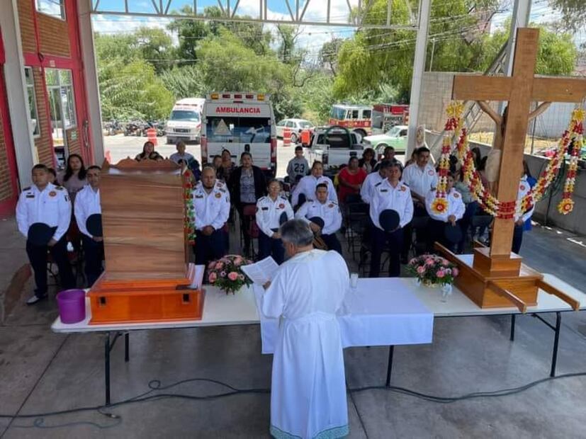 Bomberos del Valle del Mezquital celebran su día | Foto: Especial