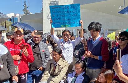 Acusan hostigamiento alumnos de ICBI; regresarán a clases el lunes, bajo protesta