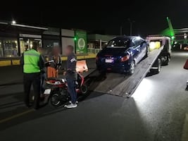 Al corralón, 25 autos de conductores que no pasaron alcoholímetro en Pachuca por festejos navideños