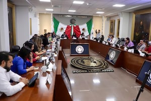 Diputada señala vulnerabilidad de recién graduados que buscan trabajo en Hidalgo