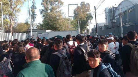 Se manifiestan estudiantes del Conalep por carencias en Tizayuca