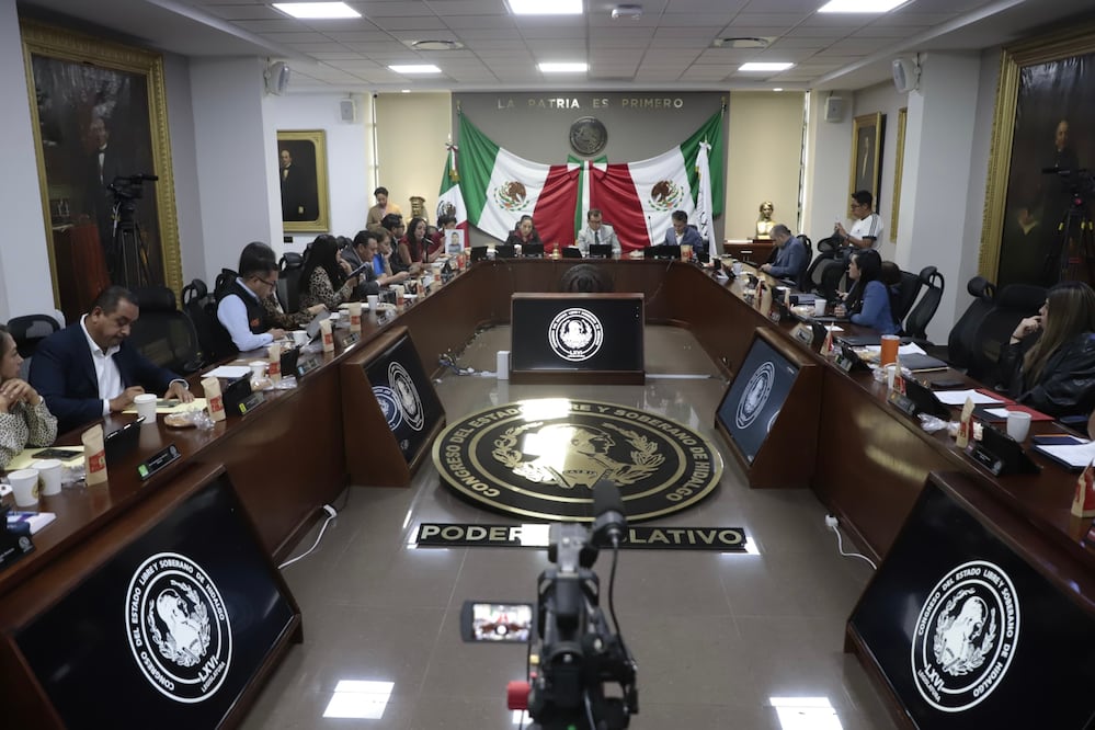 A tres días que venza el plazo para entregar las iniciativas de Ley de Ingresos de 2027, suman 5 los municipios que enviaron su documentación al Congreso de Hidalgo, por lo que se espera que entre el martes y jueves lleguen la mayoría, de acuerdo con datos de la Comisión de Hacienda y Presupuesto.
Foto: Luis Soriano