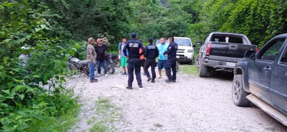 Piden apoyo para búsqueda de adolescente arrastrado por río en La Misión