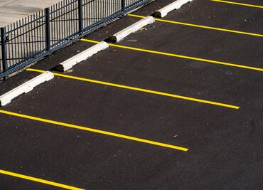 Proponen una hora de estacionamiento gratuito en plazas comerciales de Hidalgo