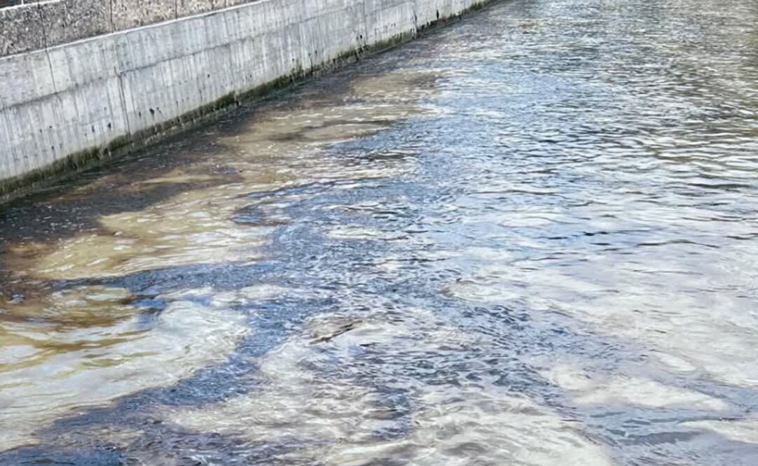 Derrame de combustible en el río Tula I Foto: Especial