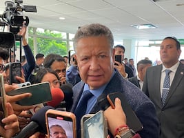 Identifican a persona que colocó mantas en Ixmiquilpan 