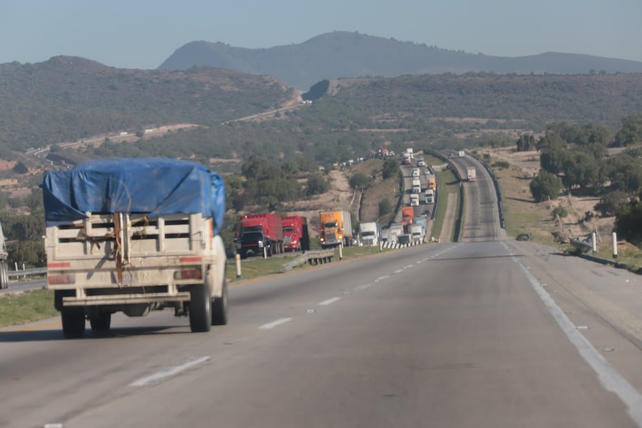 Obras de mantenimiento en la México-Pachuca causan congestionamientos en Tizayuca | Foto: Especial