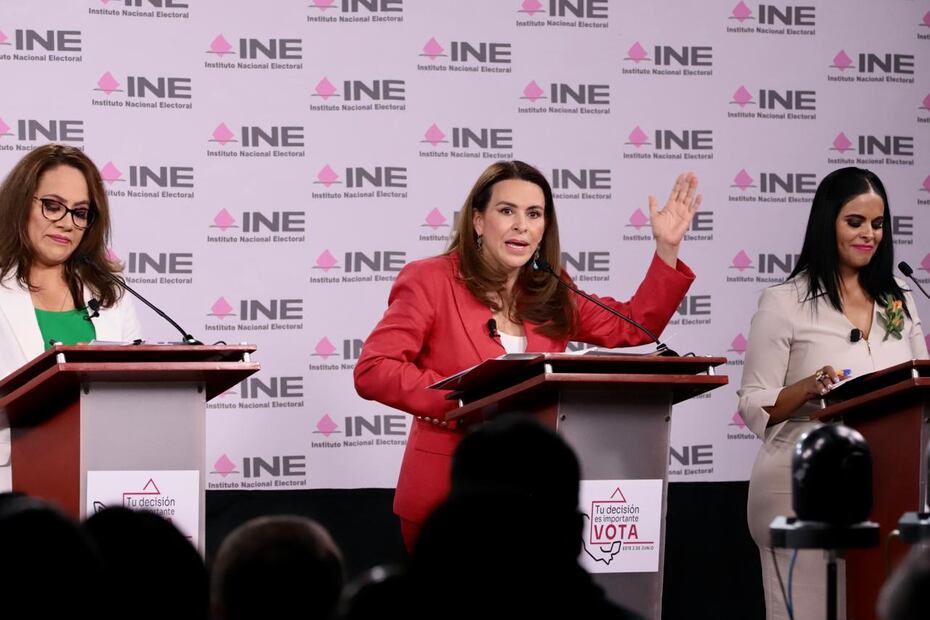 "Mandaremos a la oposición al basurero de la historia", advierte Simey Olvera | Foto: Luis Soriano