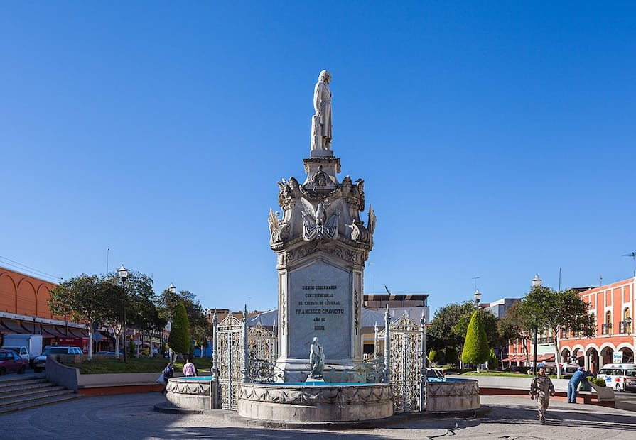 Un siglo entre pasillos: el Mercado Primero de Mayo celebra 100 años de historia en Pachuca | Foto: Wikimedia Commons