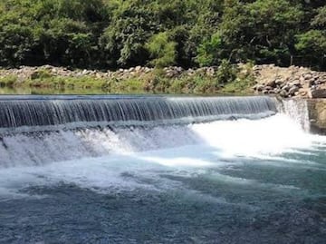 Alcalde de San Felipe Orizatlán alerta sobre fuga de agua en presa municipal