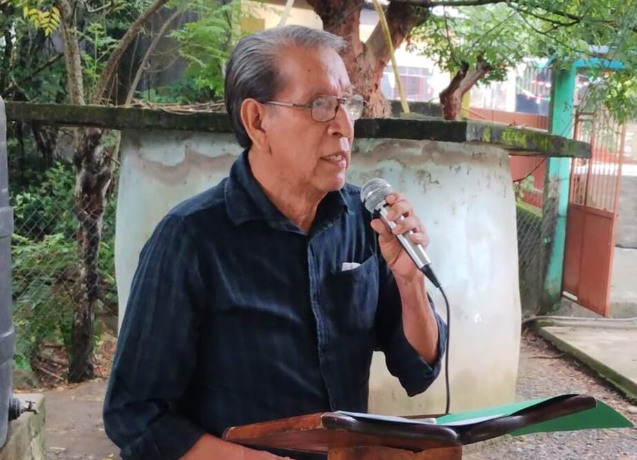 Mario Villegas Cortazar, intérprete y traductor de la lengua materna náhuatl, I Foto: Francisco Bautista