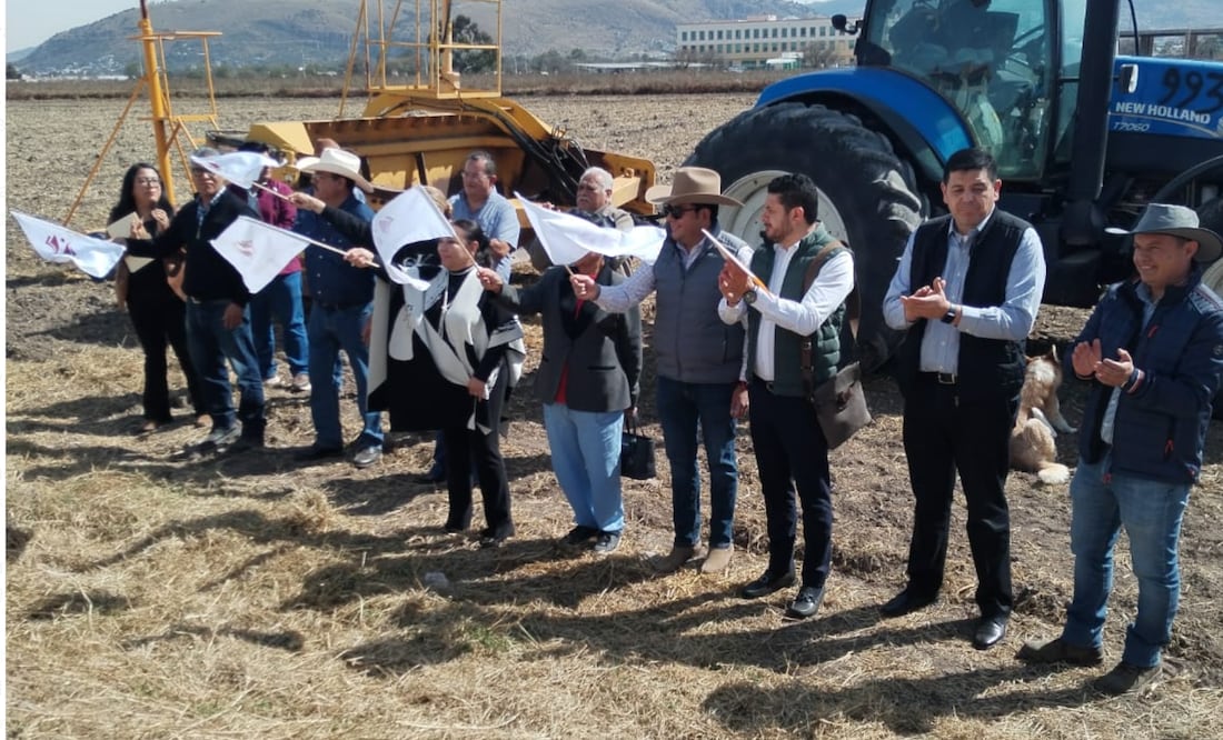 Nivelación de superficies agrícolas I Foto: Especial