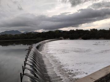 Presas del Valle del Mezquital al límite: Endhó y Vicente Aguirre presentan derrames