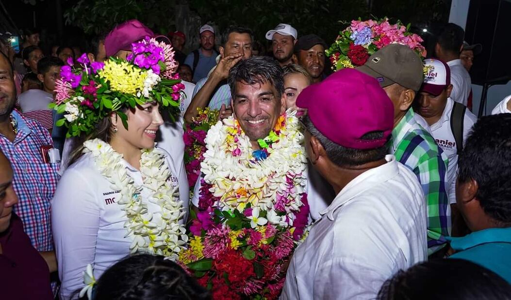 El candidato común de Morena y Nueva Alianza se comprometió a gestionar obras de infraestructura para el bienestar de la población en colonia Parque de Poblamiento.