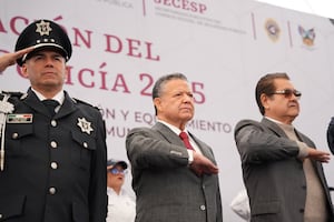 Menchaca pide revisar gubernatura de cinco años para mujeres y evitar inconstitucionalidad