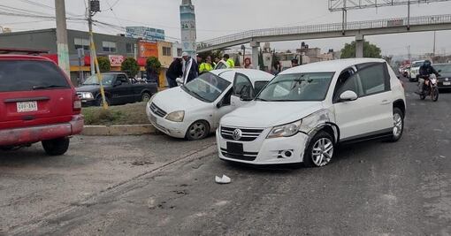 Retienen a elemento de la Guardia Nacional tras choque múltiple en Pachuca