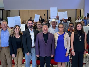 Instituto del Suelo entrega 50 escrituras a pachuqueños