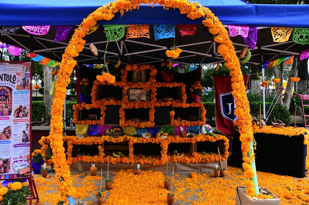 Una veintena de altares permanecerá en exhibición hasta el 1 de noviembre, como parte de la Fiesta de los Muertos Tulancingo 2026 I Foto: Especial