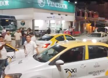 Taxistas bloquearon la México-Tampico por un accidente