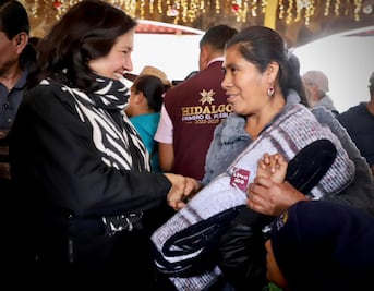 DIFH entrega cobijas, juguetes y despensas en seis municipios ante bajas temperaturas