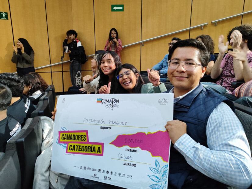 ¡Talento hidalguense contra los microplásticos! Foto: UAEH