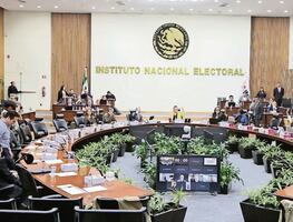 INE avala sanciones por casi 32 mdp a partidos políticos por adeudos al SAT; PT y PRI, con las mayores multas