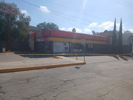 Asaltan tienda Oxxo en el centro de Tizayuca en vísperas de Nochebuena