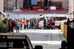 Mueren dos mineros tras caída de tolva en San Juan Pachuca
