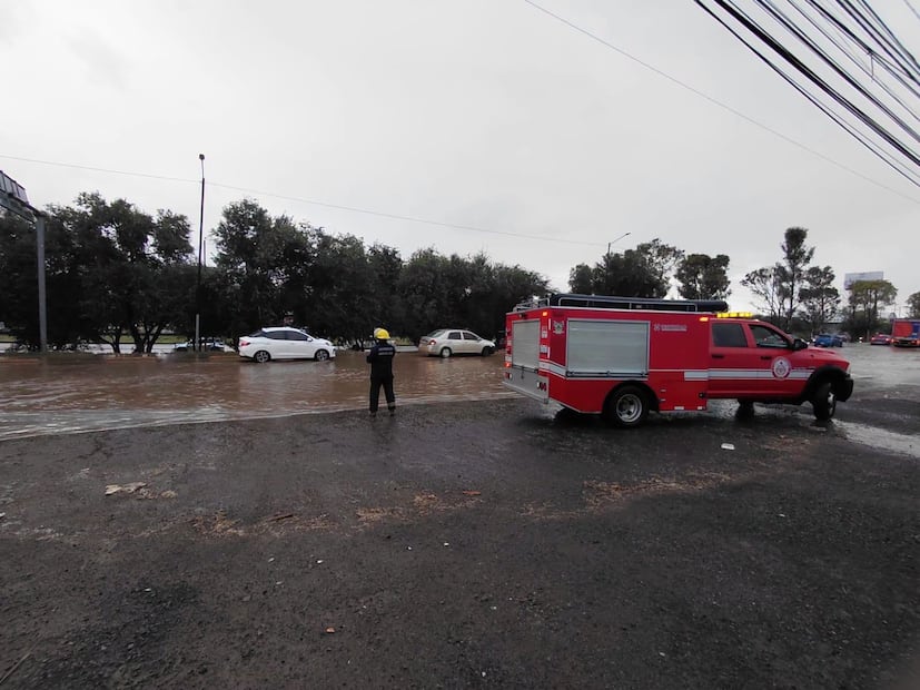La lluvia provocó caos vial en diferentes avenidas de Pachuca I Foto: C5i