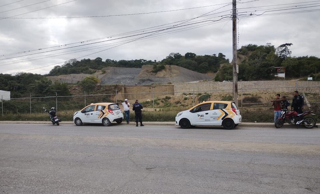 El caso más reciente de accidente fue en el tramo Huejutla - Atlapexco en dónde una urvan de Yahualica y un taxi se vieron involucrados | Foto: Francisco Bautista