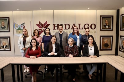 Mujeres líderes de Hidalgo sostienen reunión en Palacio de Gobierno