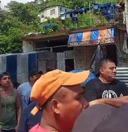 Retienen al alcalde de Jaltocán por conflicto de un predio