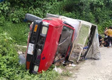 Una joven muere y ocho personas resultan heridas tras volcadura en Huejutla